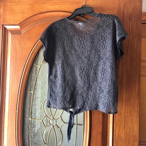 Essentials Crop Top - Picture 2 of 3